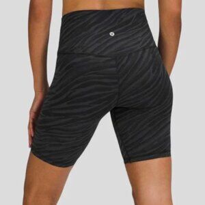 Lululemon High Waisted High Rise Align Shorts 8" Le Tigre Camo Deep Coal Size 18